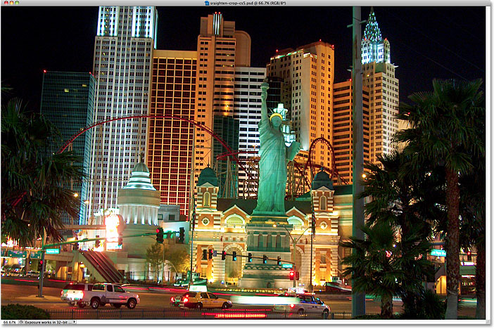 The New York New York Hotel and Casino en Las Vegas.  Imagen © 2010 , Photoshop Essentials.com