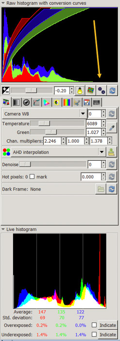 Una captura de pantalla que muestra cómo abrir imágenes sin procesar en gimp usando UFRaw 