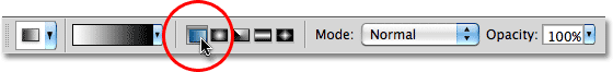 El icono de degradado lineal en la barra de opciones de Photoshop.
