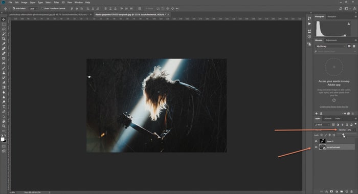 Captura de pantalla de cómo agregar un fondo de textura rayada a una foto en Photoshop