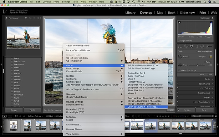 Captura de pantalla de Lightroom que muestra el proceso de apertura de varias imágenes como capas en Photoshop.
