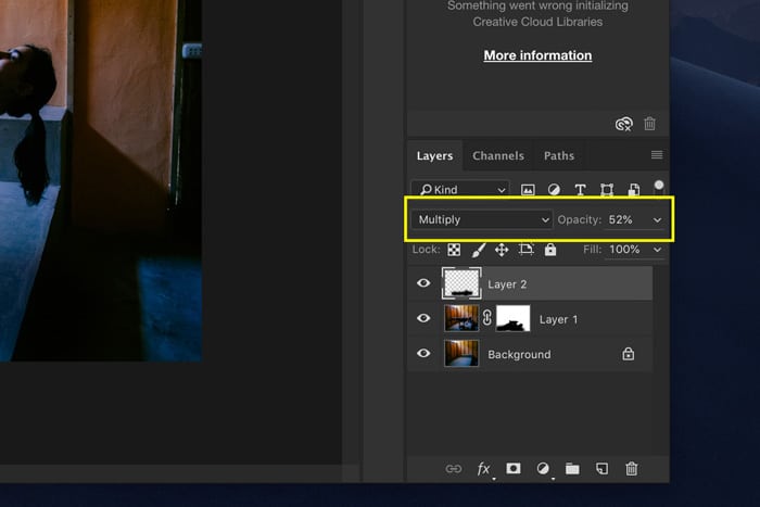 Una captura de pantalla que muestra cómo editar fotografía de levitación en Photoshop - modo de fusión