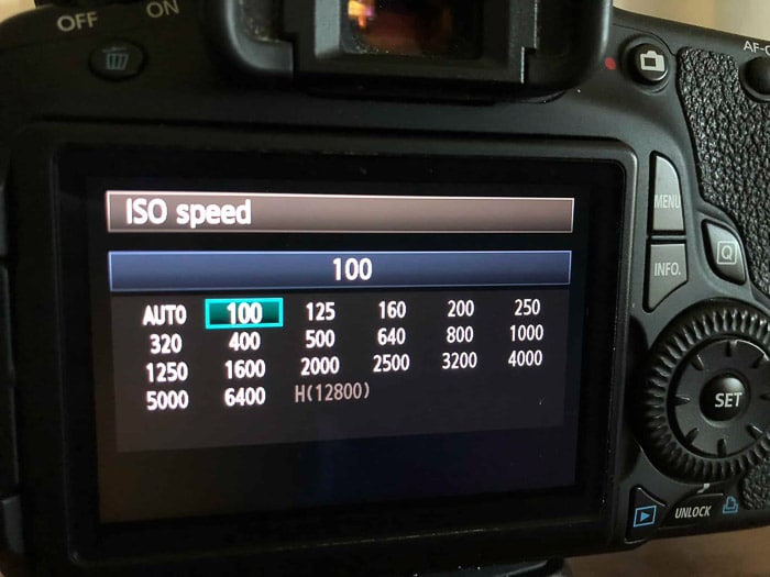 Cambiar la configuración ISO en la cámara