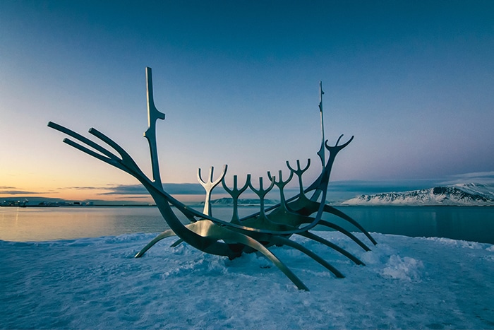 Escultura Sun Voyager Islandia