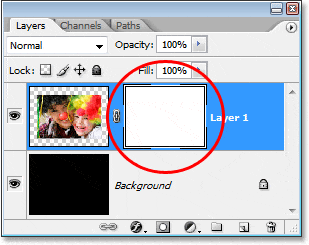 Imagen del tutorial de Adobe Photoshop: la paleta Capas ahora muestra una miniatura de máscara de capa a la derecha de la miniatura de vista previa de la Capa 1.