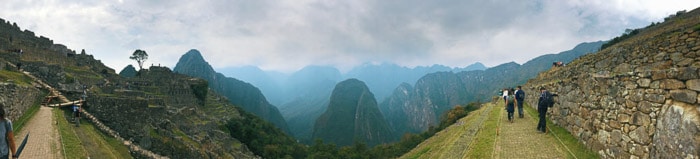 Una impresionante imagen panorámica de un paisaje montañoso con la cámara del iPhone Procesado con VSCO con ajuste preestablecido de l4