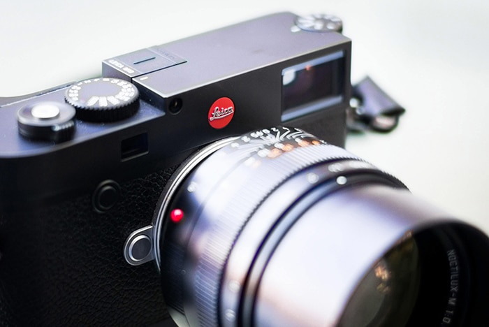 Leica M10 con Noctilux de 50 mm de cerca