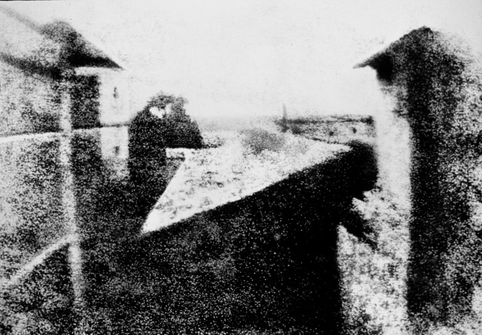 Vista desde la ventana de Le Gras - Joseph Nicéphore Niépce, fotos más icónicas