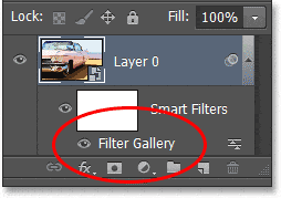 El filtro Recorte aparece solo como Galería de filtros en Photoshop CS6.