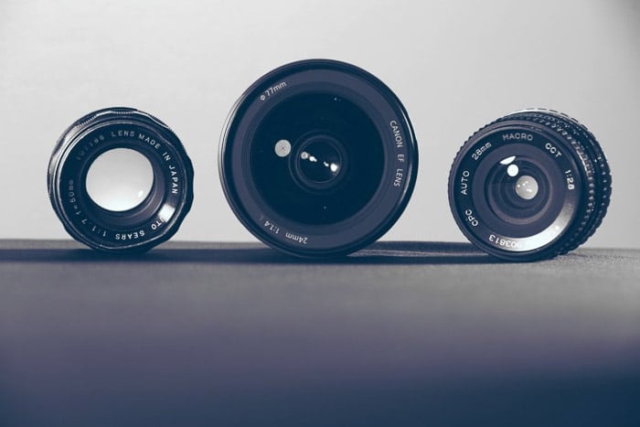 Una selección de objetivos macro de la empresa de cámaras Canon.