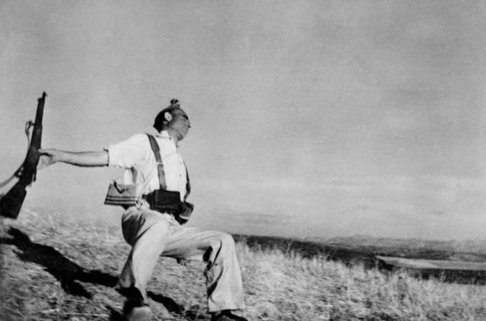 Famosa foto de Robert Capas del soldado que cae