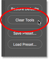 Haciendo clic en el botón Borrar herramientas.
