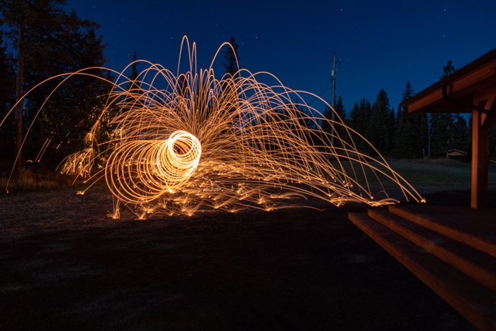 Fotografía de lana de acero con efecto espiral.