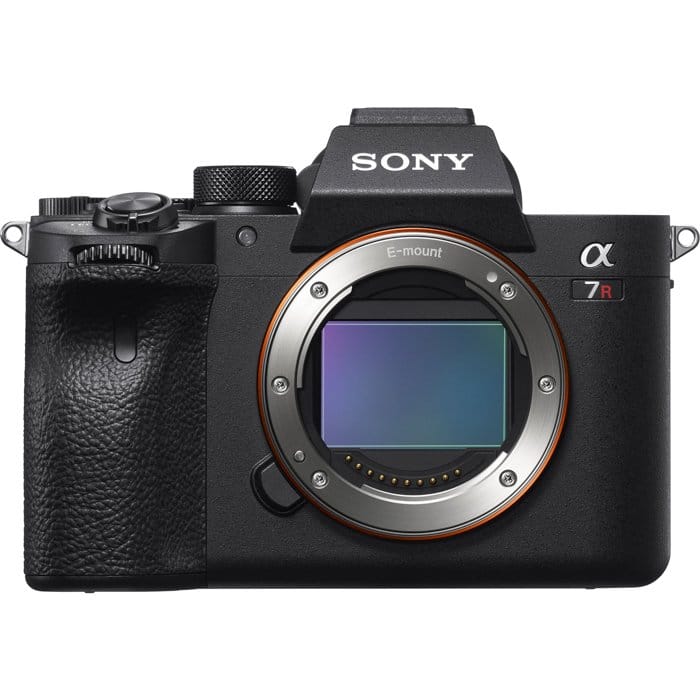 una imagen del cuerpo de una cámara de fotograma completo Sony A7R IV