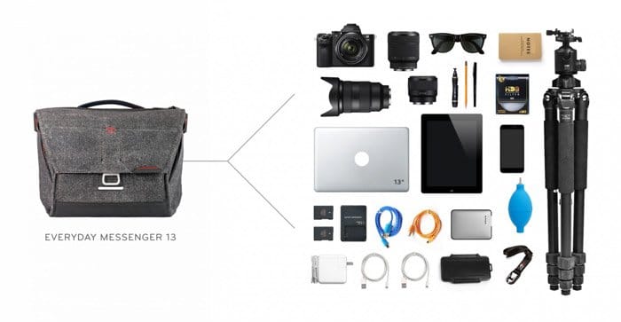 Foto de una bolsa de mensajero Peak Design "Everyday" Bolsa para cámara de 13 "más todos los accesorios de cámara que cabe en su interior. La mejor bolsa para cámara para fotografía callejera.