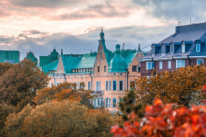 Las copas de los árboles y edificios en Helsinki, Finlandia: las mejores ciudades de europa para fotografiar