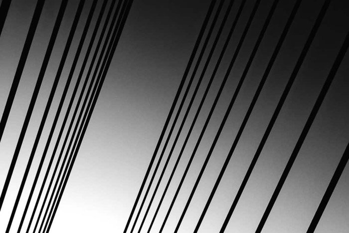 Una toma de arquitectura abstracta en blanco y negro