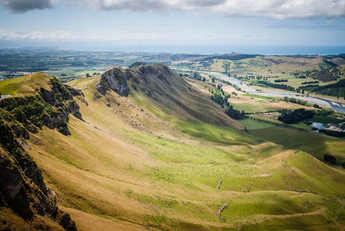 Vista del valle del río Tukituki y Hawkes Bay desde Te Mata Peak Nueva Zelanda