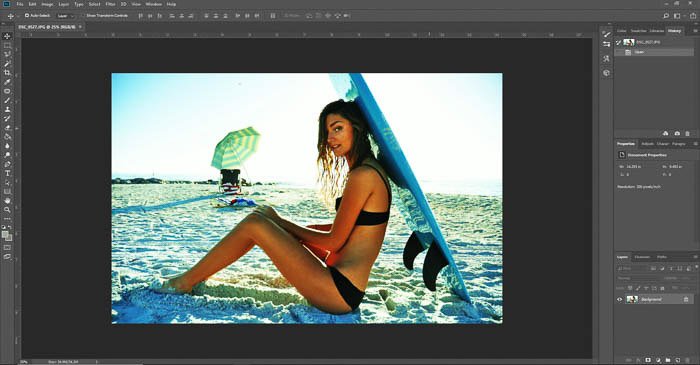 Una captura de pantalla de la edición de fotografías de modelos en Photoshop