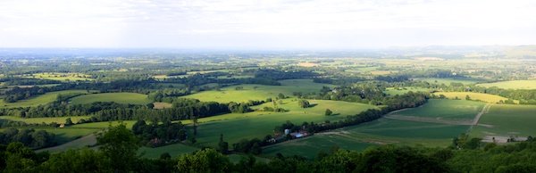 panorama de colinas verdes