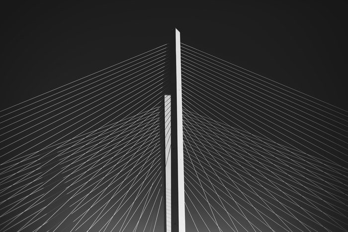 Fotografía abstracta en blanco y negro de la arquitectura 