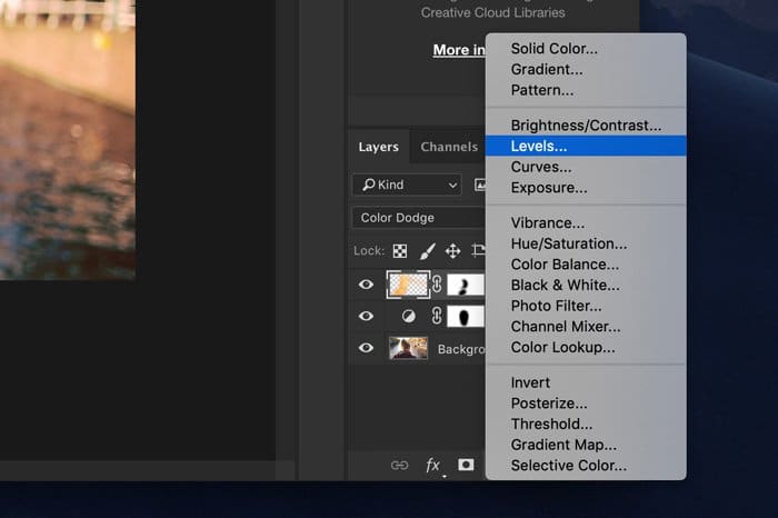 una captura de pantalla que muestra cómo seleccionar niveles en Photoshop
