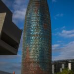 Foto subexpuesta de la torre AGBAR de Barcelona.  Cómo corregir la exposición en Lightroom