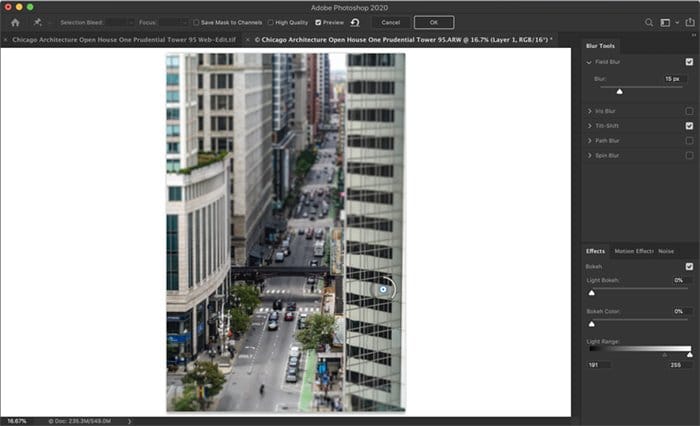 Captura de pantalla del espacio de trabajo de Photoshop.  Muestra el espacio de trabajo de la galería de desenfoque con desenfoque de campo aplicado.