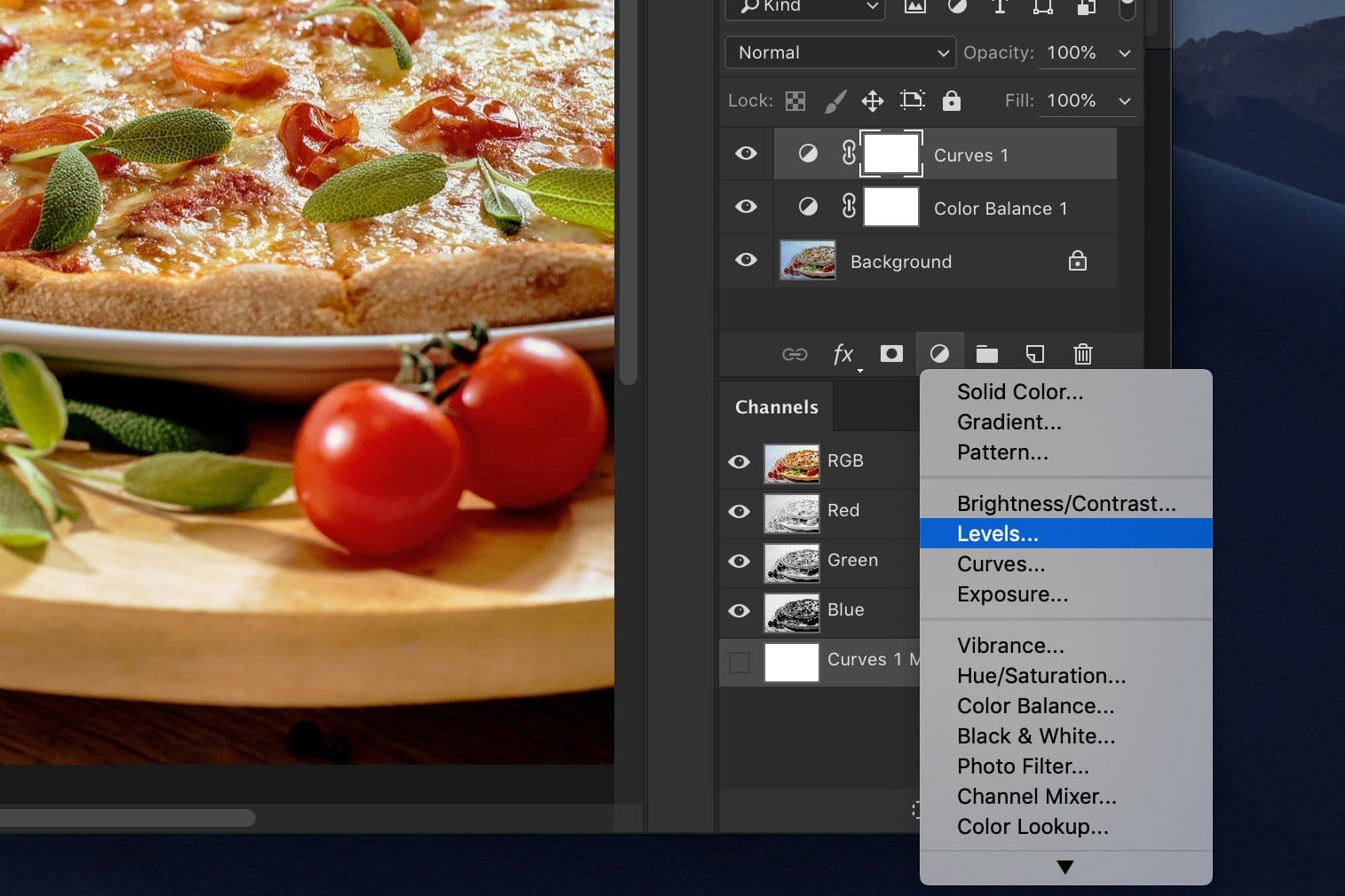 Una captura de pantalla que muestra cómo editar fotografías de alimentos en Photoshop levantando los reflejos