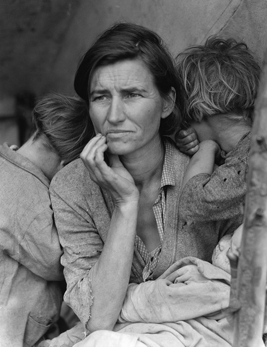 Dorothea Lange's most famous images. Migrant mother, Nipomo, California. Taken in 1936.