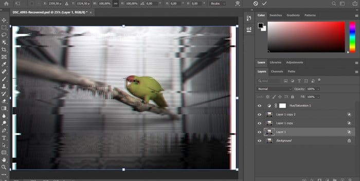 Una captura de pantalla de la creación de un efecto de falla en Photoshop