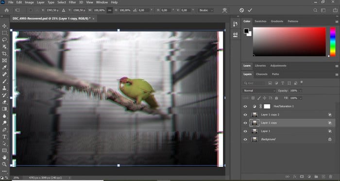 Una captura de pantalla de la creación de un efecto de falla en Photoshop