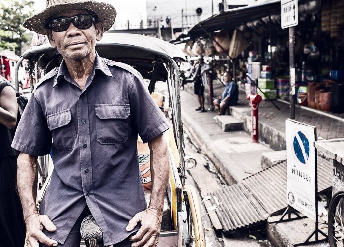 Un retrato callejero de un conductor saamlar: cómo hacer un degradado en Photoshop