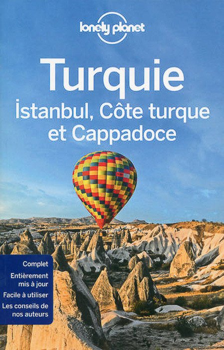 Una guía de Lonely Planety para Turquía con una imagen de un globo aerostático en la portada