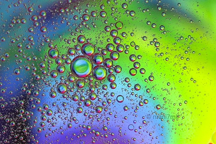Fotografía abstracta de aceite y agua de Mani7mk