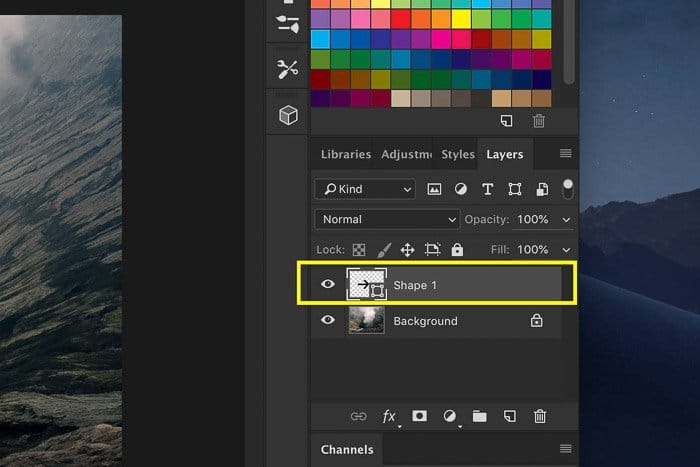 Captura de pantalla que muestra cómo voltear una imagen horizontalmente en Photoshop